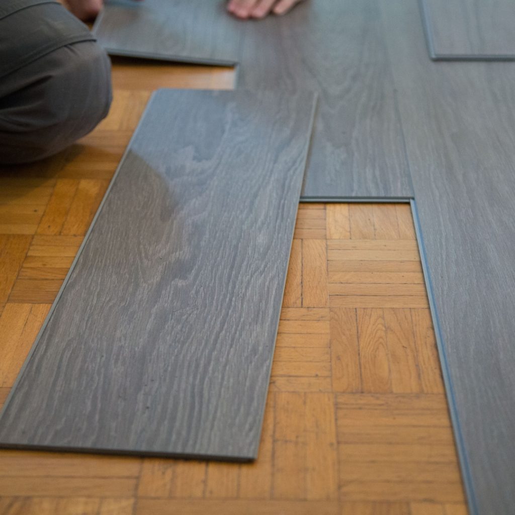 Plastic Wood Floor For Home And Commercial Uses 